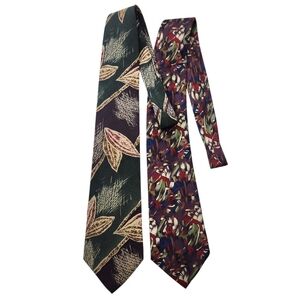 Ted Lapidus Vtg 100% Silk Stylish Leaf Patterned Tie Set in Green and Multicolor